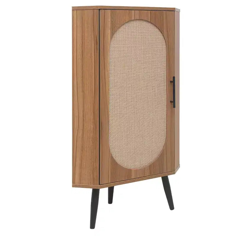 MAYEERTY Meuble d'angle en noyer avec porte en rotin, meuble de rangement autoportant pour les petits espaces du salon