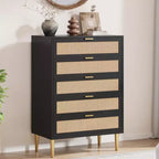 Commode 5 tiroirs en rotin, Chiffonnier étroit de 112 cm de haut, Meuble de rangement en bois style ferme avec pieds et poignées en métal, Commode moderne pour chambre à coucher
