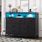 Commode de Chambre avec Lumières LED 7 Tiroirs avec Station de Recharge, Commode de Rangement en Bois pour Entrée, Placard, Salon, Couloir