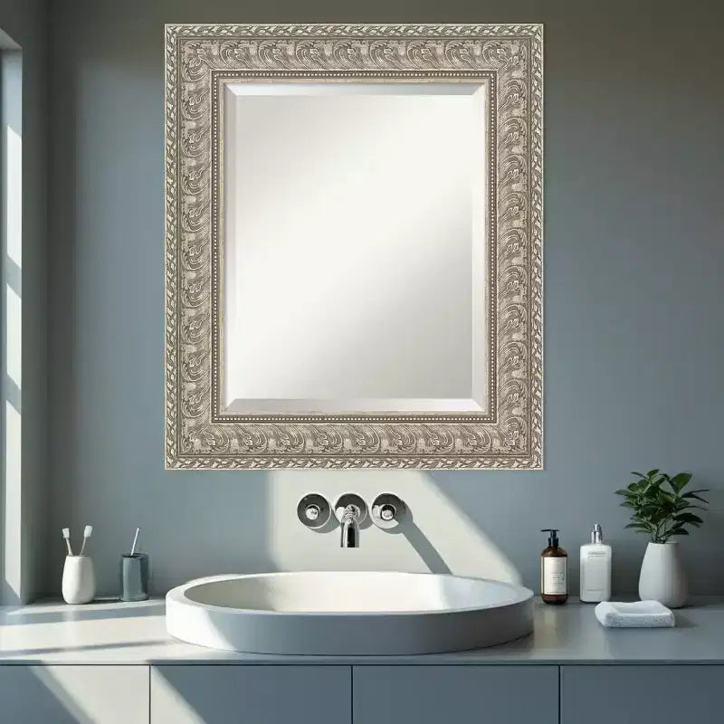 Miroir mural de salle de bain encadré biseauté argenté Amanti Art Sydney