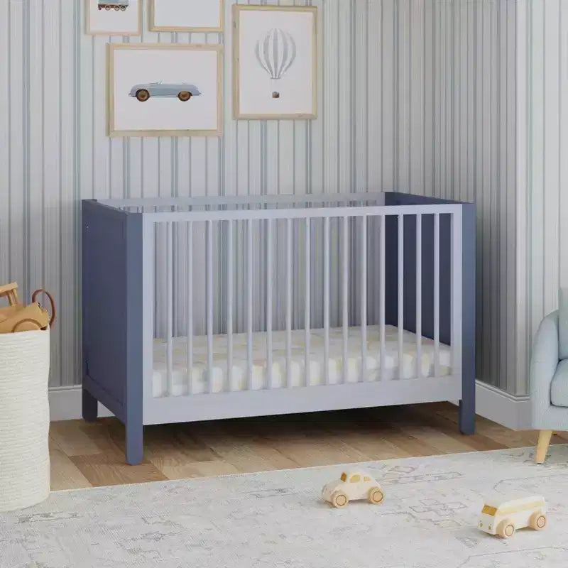 Carter's by daVinci Marisol 4-in-1 Convertible Crib