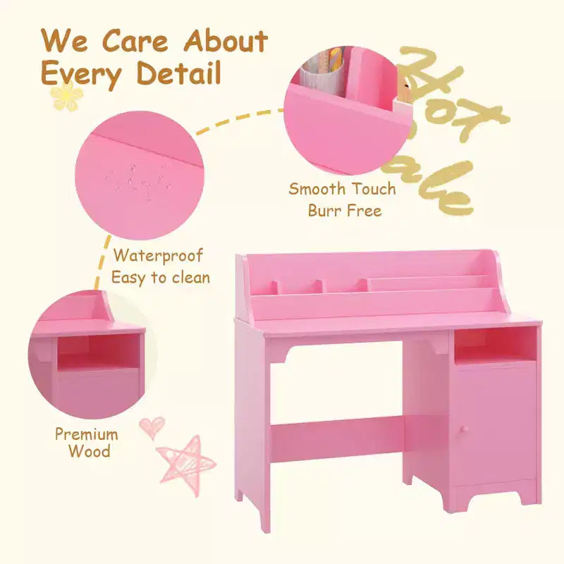 Bureau d'étude en bois avec chaise et armoire pour enfants