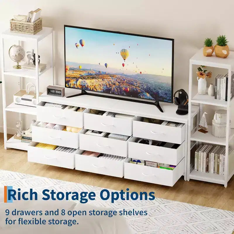 Meuble TV commode à 9 tiroirs en tissu, grand meuble de divertissement avec 2 étagères industrielles à 4 niveaux, meuble TV console moderne pour salon
