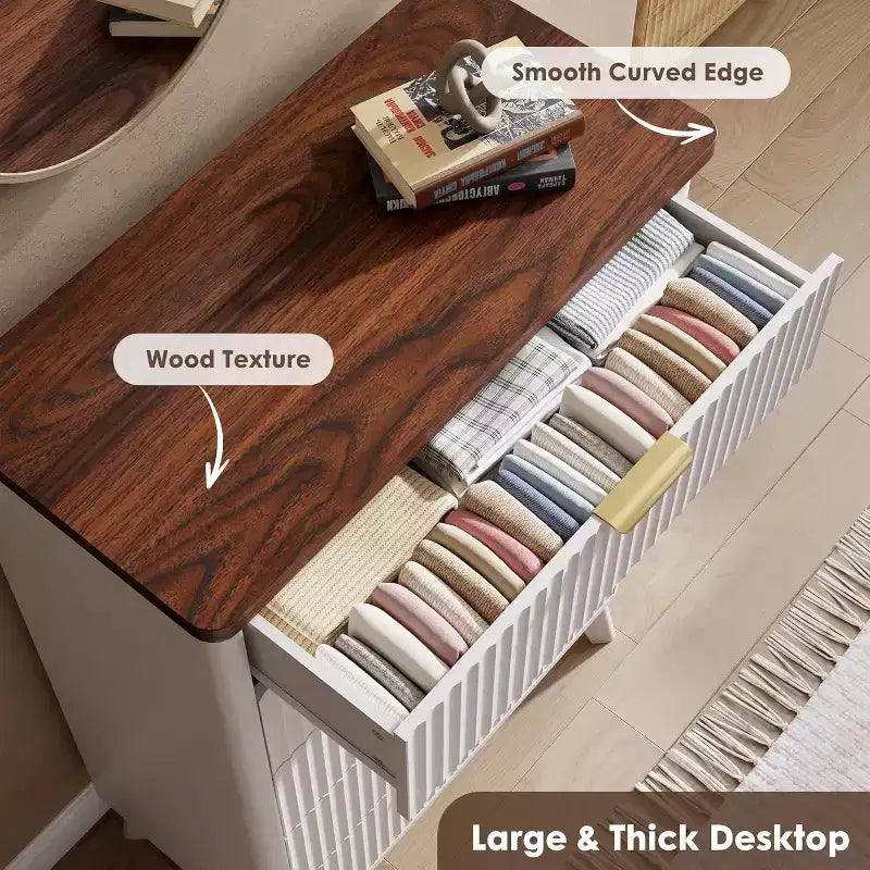 Commode cannelée pour chambre à coucher avec 5 tiroirs profonds, commode haute de 120 cm, design à profil incurvé, commode moderne en bois pour salon et couloir