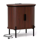 Buffet moderne du milieu du siècle Bestier avec portes coulissantes à lattes, prise de courant intégrée et ports USB
