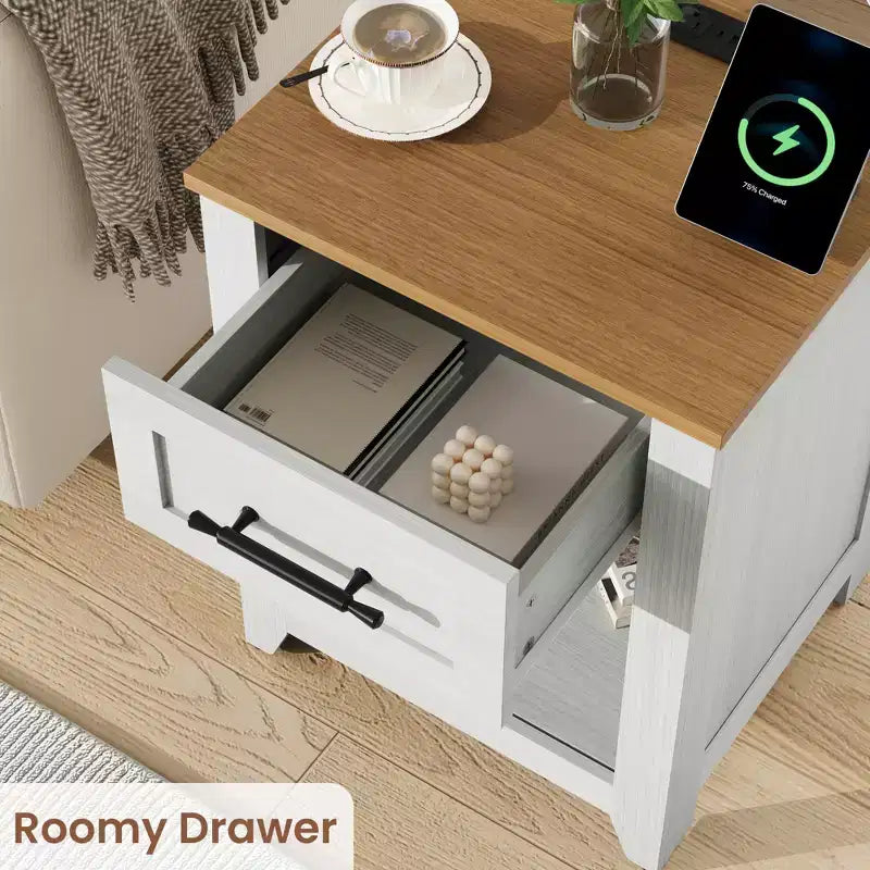 2 Tables de chevet de ferme avec station de charge, 2 tiroirs et étagère ouverte, ports USB/Type-C/prises CA, table d'appoint pour chambre à coucher, salon