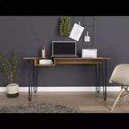 Bureau d'ordinateur Manila marron - Boahaus : Ergonomique 55" de large, plateau en verre, pieds en métal, étagère