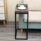 Breeze Casual Table d'appoint en C avec cadre en métal marron rustique - Proman Products : se glisse sous le canapé, support pour collation et lampe