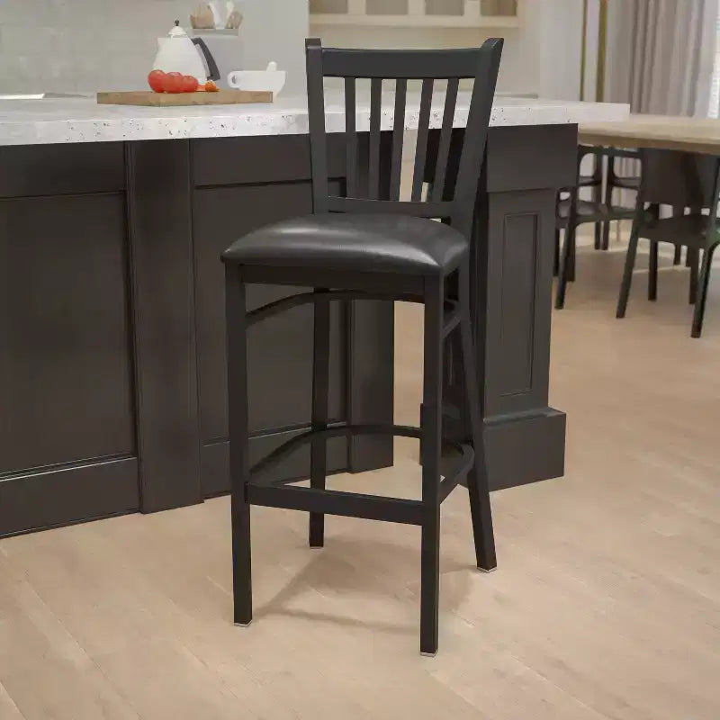 Tabouret de bar de restaurant en métal noir à dossier vertical Flash Furniture