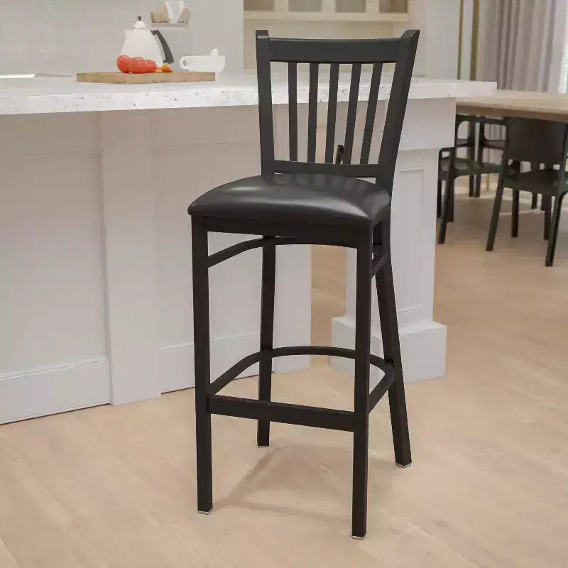 Tabouret de bar de restaurant en métal noir à dossier vertical Flash Furniture