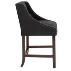 Emma et Oliver – Lot de 2 tabourets de comptoir de 61 cm, style transitionnel, noyer, avec garniture cloutée décorative.