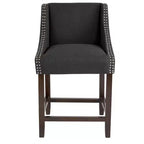 Emma et Oliver – Lot de 2 tabourets de comptoir de 61 cm, style transitionnel, noyer, avec garniture cloutée décorative.