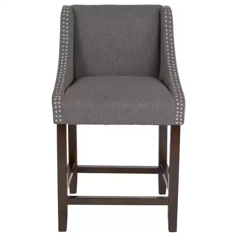 Emma et Oliver – Lot de 2 tabourets de comptoir de 61 cm, style transitionnel, noyer, avec garniture cloutée décorative.
