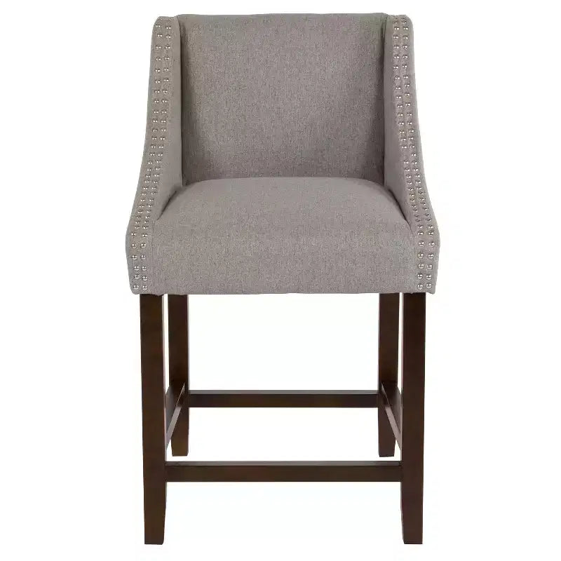 Emma et Oliver – Lot de 2 tabourets de comptoir de 61 cm, style transitionnel, noyer, avec garniture cloutée décorative.