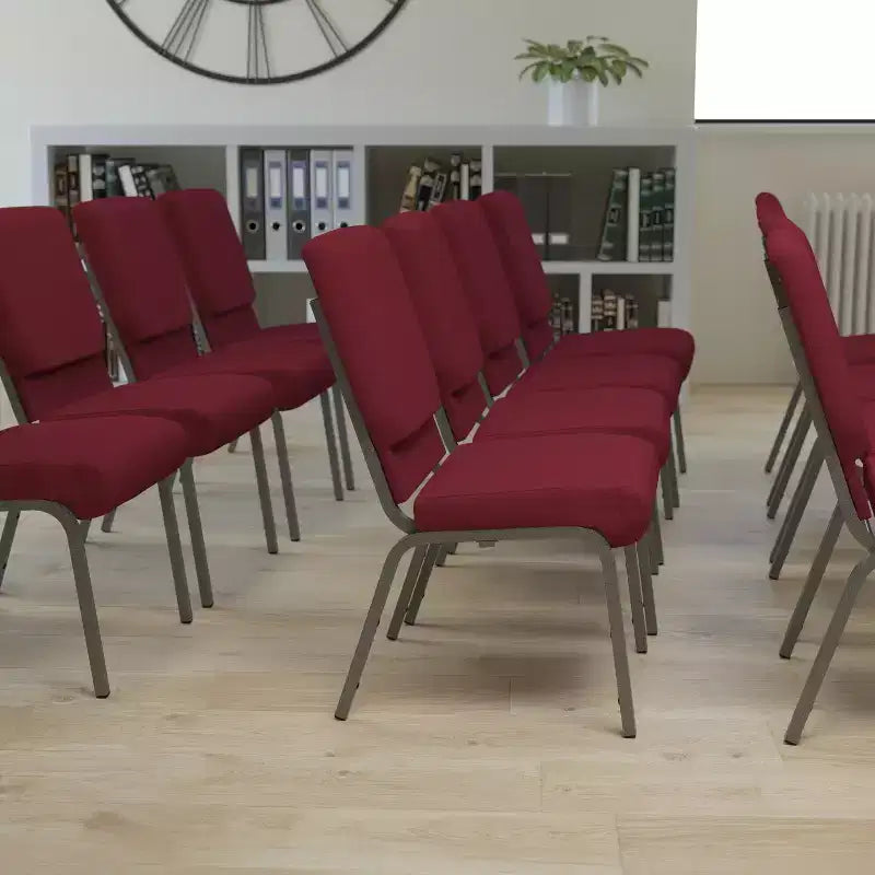Lot de 4 chaises d'église empilables Emma et Oliver de 47 cm de large
